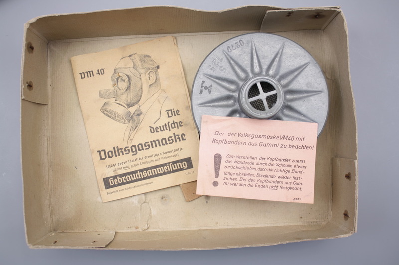 Противогаз гражданский Люфтшутц в оригинальной коробке 1940-е гг, Германия.