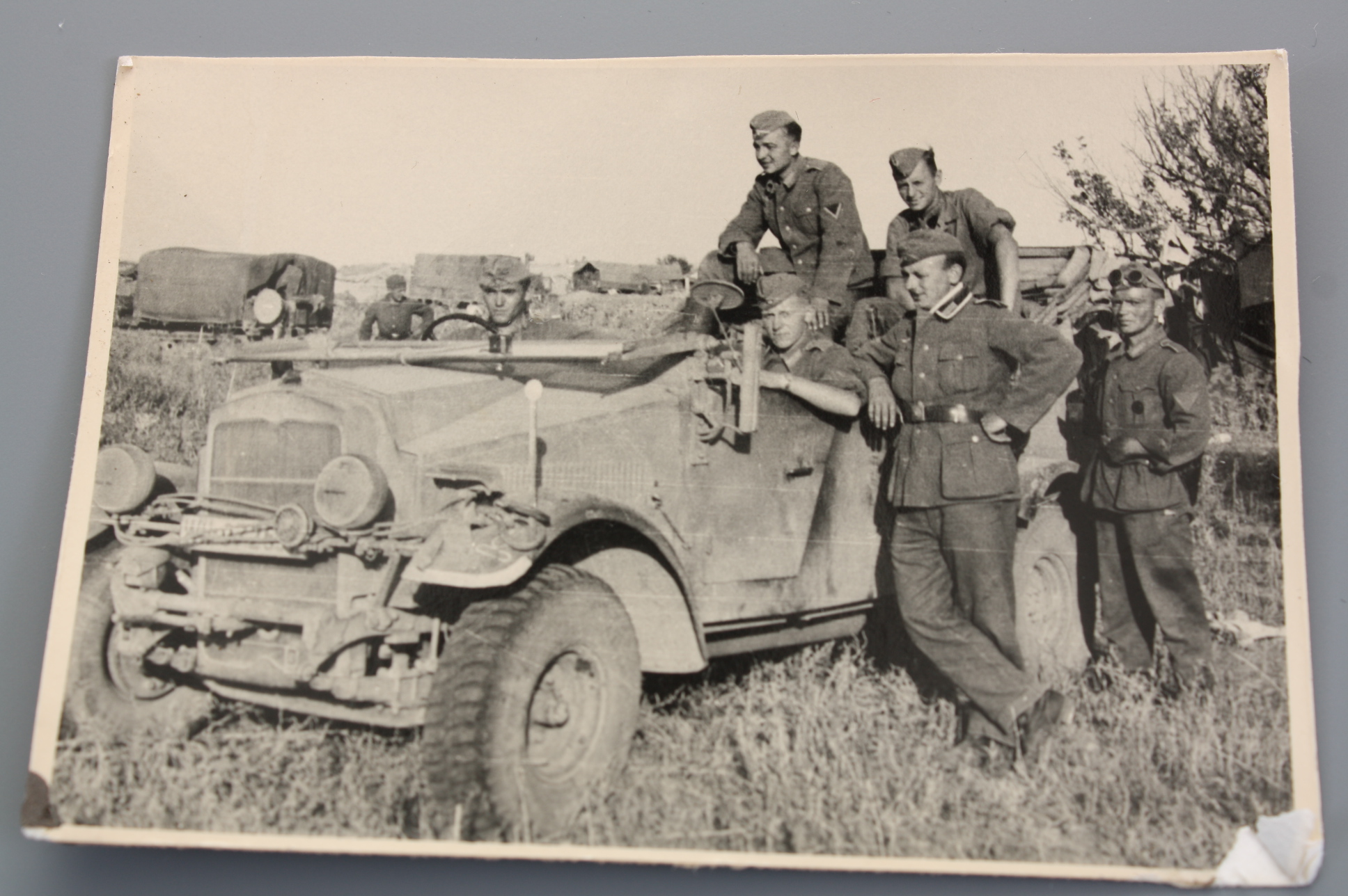 Фото немецких солдат на а\м периода ВОВ, Германия.