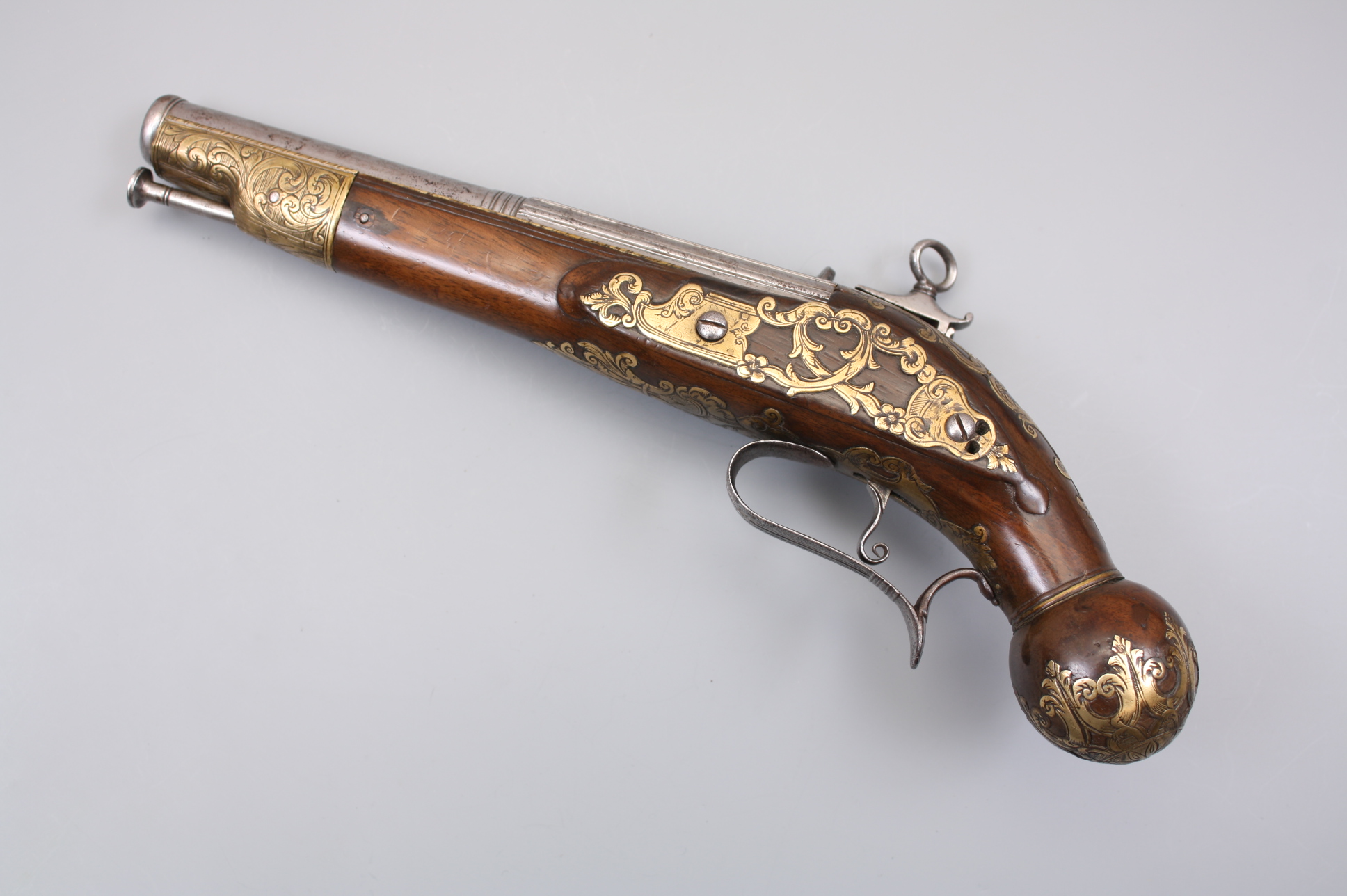 Красивый кремневый пистолет  1800 год, Италия, Неаполь.