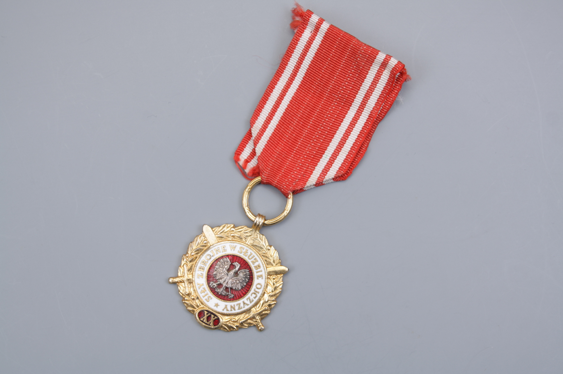 Золотая медаль «Вооруженные силы на службе Родине»  ХХ лет, Польша.